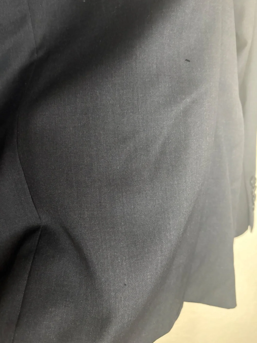 Calvin Klein Men's Slim Fit 100% Wool Charcoal Suit 42R